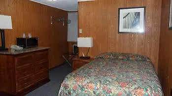 Hotel Crossroads