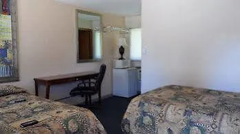 Hotel Crossroads